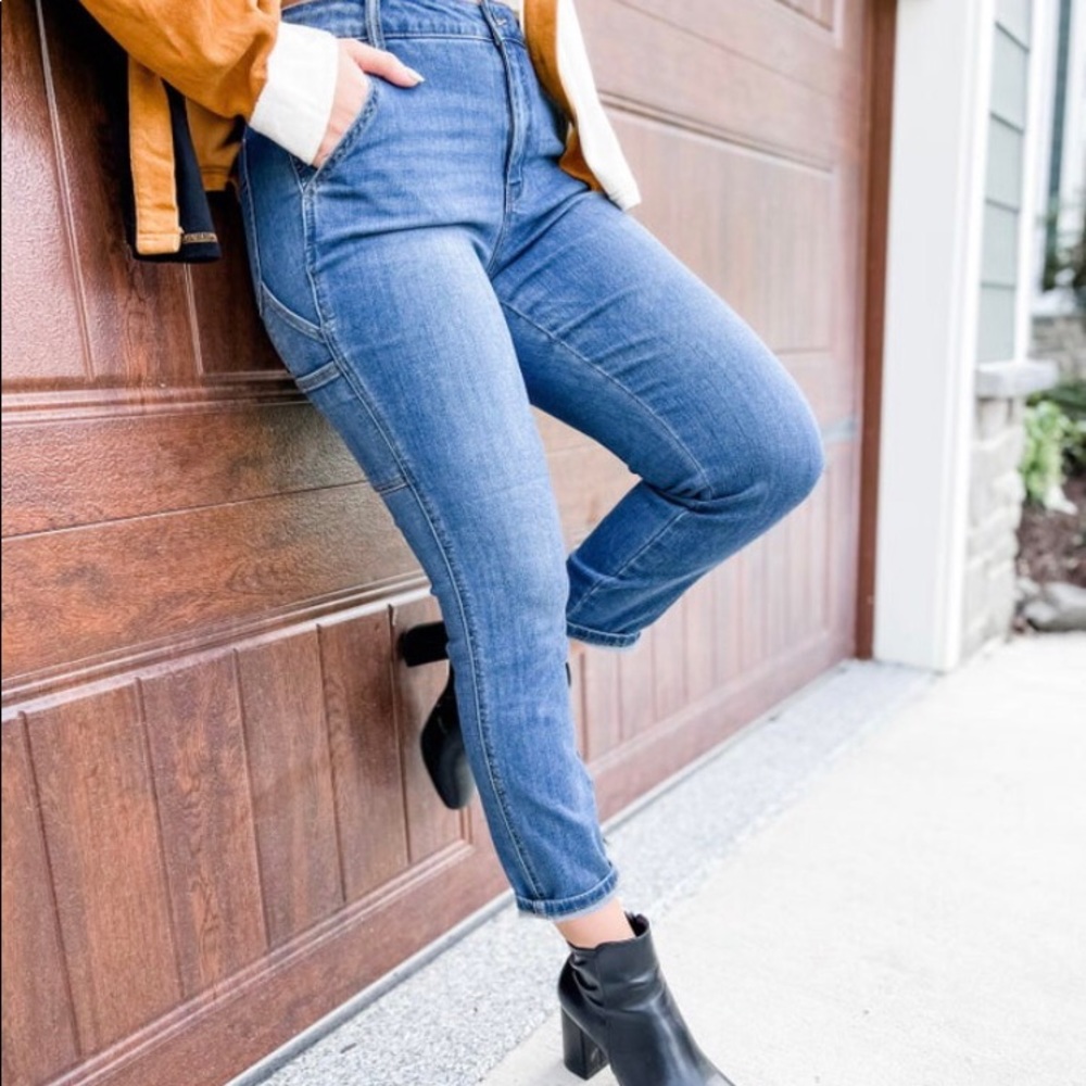 High Rise Carpenter Slim Fit Skinny Judy Blue Jeans